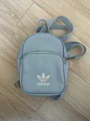アディダス ミニ バックパック