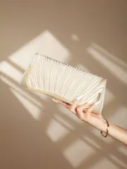 バッグ レディース ドレスバッグ ファッション韓国風 レディース メタルエッジ エレガントイブニングバッグ、マグネット式クロージャー、ショルダー&クラッチ、エレガントなプロムバッグ