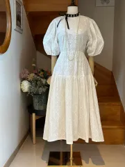 エンブロイダリー レイ ファー パフ ロング ONE PIECE ザラ