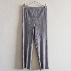 PLEATS PLEASE プリーツプリーズ　パンツ　グレー　イッセイミヤケ PLEATS PLEASE ISSEY MIYAKE（プリーツプリーズイッセイミヤケ)中古