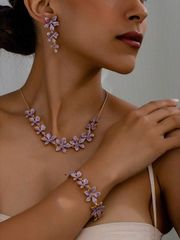 Ladies' Jewelry Set - 4 Pieces - Retro Flower Design - 18K Gold Plated Bracelet & Necklace - Elegant Style - High-End Party Jewelry Set - Chic Earrings - Valentine's Day