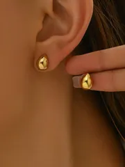 ジュエリー レディース イヤーアクセサリー 1組 ファッショナブルなホロー滑らかな水滴型ステンレススチールピアス、クラシックでシンプルな通勤にも使えるエバーグリーンのレディースジュエリー