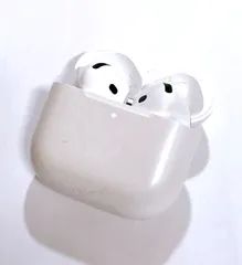 【3576】アップル AirPods 第4世代 アクティブノイズキャンセリング搭載モデル MXP93J/A A3055 A3056 A3059 ワイヤレスイヤホン