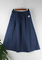 newbalance スカート