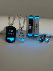 ジュエリー レディース セット 光る ハート型 「ずっとあなたが大好き」 ステンレススチールカップルマッチング ネックレス ブレスレット リングジュエリーセット 6個入り バレンタインデーギフト 日常着用 母 母の