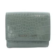 チャールズ&キース 三つ折り財布 ロゴ レザー 型押し 緑