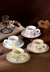 ヴィンテージの花柄カップとソーサー、コーヒーカップとソーサー、フランスのレトロな花柄のニッチな水仙のカップとソーサー、高級な蝶蘭