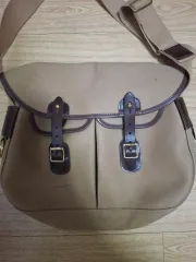 ブラディバッグ アリエル L カーキ