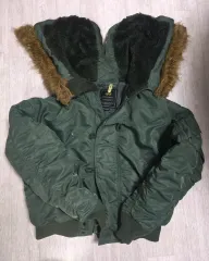 アルファインダストリーズ N2B パイロットジャンパー M カーキ