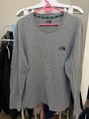 THE NORTH FACE ザノースフェイス グレー 長袖 Tシャツ