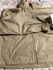 カーキ UNIQLO ユニクロ ウィンドブレーカー アウター ジャケット