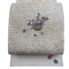 袋帯 秀品 花籠 幾何学 刺繍 金彩 クリーム お太鼓柄 正絹 【中古】