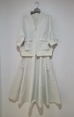 アイボリー ジャケット フレアスカート セットアップ