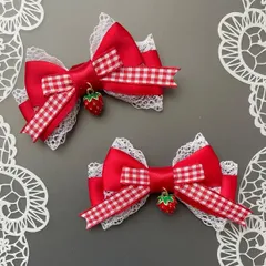 いちご♡ギンガムサテンリボン　赤　レッド　ヘアクリップ 量産型　地雷　ゴスロリ　天使界隈　サブカル　コンカフェ