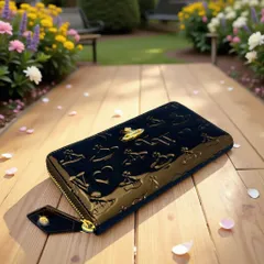 【新品・正規品・お買い得！】ヴィヴィアンウエストウッド 長財布 ブラック エナメル光沢仕上げ【値下げOK】