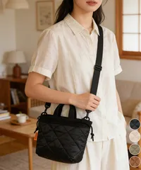ショルダーバッグ キルティング斜め掛け鞄