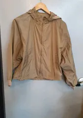 ベージュ フード ウィンドブレーカー アウター Free!