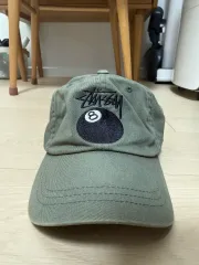 STUSSY 8ボール ベースボールキャップ カーキ