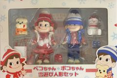 非売品のケースに入った　ペコちゃん人形セット 非売品】ペコちゃんポコちゃん 雪遊び人形セット - メルカリ