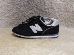 260 ニューバランス 373 ブラック スニーカー 中古 靴