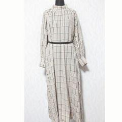 美品 23AW ebure エブール チェック柄 ハイネック ベルテッドワンピース 3810300354 サイズ38 ベージュ レディース 古着 中古 USED
