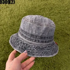 GUESSバケットハット