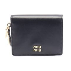 未使用】miu miu マテラッセ 二つ折り財布 ブラック - メルカリ