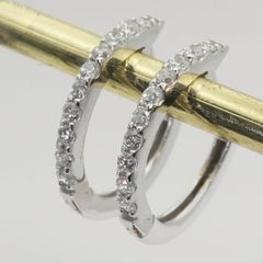 ツツミ K14WGダイヤモンド0.30カラット クリックピアス - メルカリ