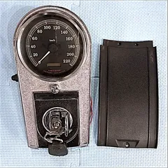 NO.165　ハーレー　純正　スピードメーターのサムネイル