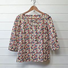 未使用 ケティ ecruefil フルーツ柄ブラウス ゆったり - メルカリ