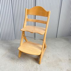 除菌清掃済 ☆美品☆ 大和屋 すくすくチェアスリムプラス ライト