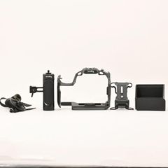 <美品> SmallRig Black Mamba カメラ用ケージ|Panasonic G9 II / S5 II / S5 IIX / S1R II / S1 II / S1 IIE対応|サンフード・ハンドグリップ付