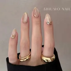 ネイルチップ　ベージュ・ゴールド系　微粒子マグネット　ちゅるん　ラインストーン　控え目ネイル　上品　１０枚セット　春ネイル　春　卒業式　入学式　春休み　旅行