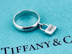 希少/極美品】Tiffany & Co. カデナ ロック リング 約7号 廃盤 - メルカリ