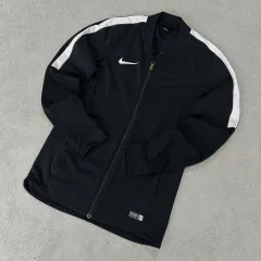ナイキ ブラック トレーナー ジャケット S