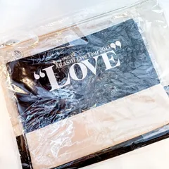 新品　開封のみ(大）未開封 (小）嵐 ペア ポーチ (大/小) 2013 “ LOVE ”　(S)