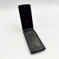 F-02J ジャンク品 です。折りたたみ式携帯電話 本体 - メルカリ
