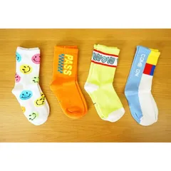 【新品 未使用】 4足セット 靴下 キッズ 薄手通気性 子供 靴下ショートくつした ソックス ポップ キッズ 涼しい 蒸れにくい 小学生 保育園 幼稚園 子ども カラフル [ネコポス]