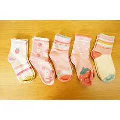 【新品 未使用】 5足セット 靴下 キッズ 薄手通気性 子供 靴下ショートくつした ソックス  女の子  いちご 涼しい 蒸れにくい 小学生 保育園 幼稚園 子ども  入学式 [ネコポス]