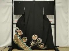 平和屋着物■豪華黒留袖　駒刺繍　刺繍　萬寿染　草花丸文　暈し染め　金彩　正絹　逸品　CABE3859dy