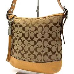コーチ COACH ショルダーバッグ キャンバス レザー ベージュ ブラウン シグネチャー 肩掛け 斜め掛け クロスボディ レディース メンズ カジュアル 通勤 通学 ロゴチャーム付き ファスナー開閉 定番 人気