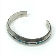 【中古品】 ZUNI STERLING ズニ族 マデリン ベユカ作 BM刻印 ターコイズ　オニキス インレイ バングル アクセサリー インディアンジュエリー 【191-250814-hi-10-tag】