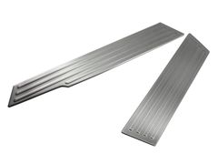 新品 BRIGHTZ ハイゼットデッキバン 320 321 330 331 ステンレスエントランスモール 【 ENT-MOL-096 】 S320W S321W S330W S331W S320 S321 S330 S331 ハイゼット デッキバン 35810