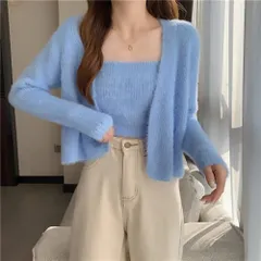 【新品・未使用】フェイクファー カーディガン キャミソール セットアップ 2点セット ふわふわ フェミニン きれいめ トレンド 防寒 美シルエット 秋冬 アウター＆インナー コーディネート自在 レディース (ブルー)