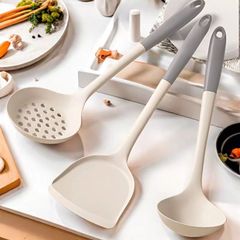 Item thumbnail for item 4f3f34b2-1cd9-4c6d-85de-c6a177b3b37f