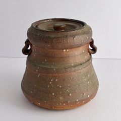 Item thumbnail for item b3241b8c-c9ab-43c7-91f4-09aa55a4a7bc