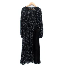 アズノウアズ as know as ワンピース Vネック 長袖 ロング丈 プリーツ ドット柄 黒 ブラック オフホワイト /HO9