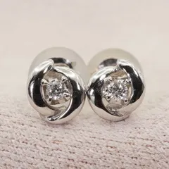 ヴァンドーム青山 プラチナ ダイヤモンド ピア ス フラワー/24-4795