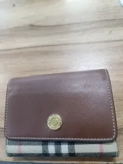 バーバリー レディース二つ折り財布 正規品