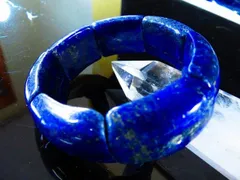 ★超綺麗★天然ラピスラズリには誕生月が2月バングル30mmｘ20mｍ★★ta430